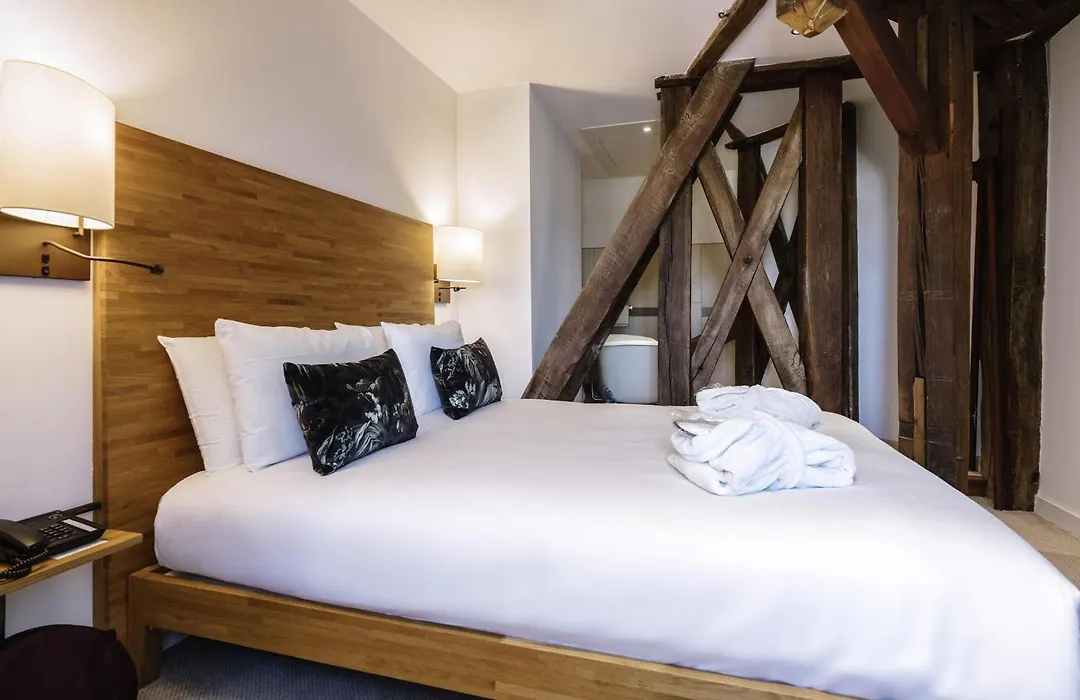 Mercure Poitiers Centre-1